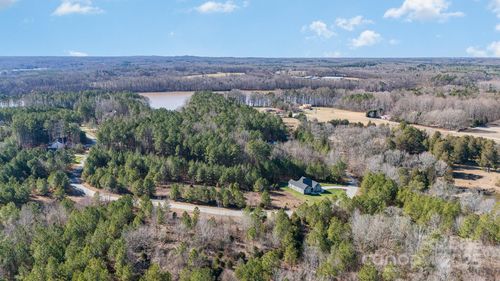 60-1261 Sunset Pointe Dr, Salisbury, NC, 28146-5706 | Card Image