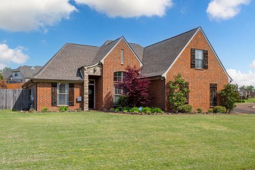 5379 Scarlet Ridge Dr, Arlington, TN, 38002-7028 | Card Image