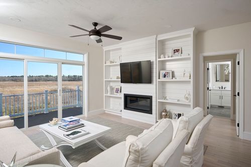 16-16 Metacomet Rd, West Bridgewater, MA, 02379-1915 | Card Image