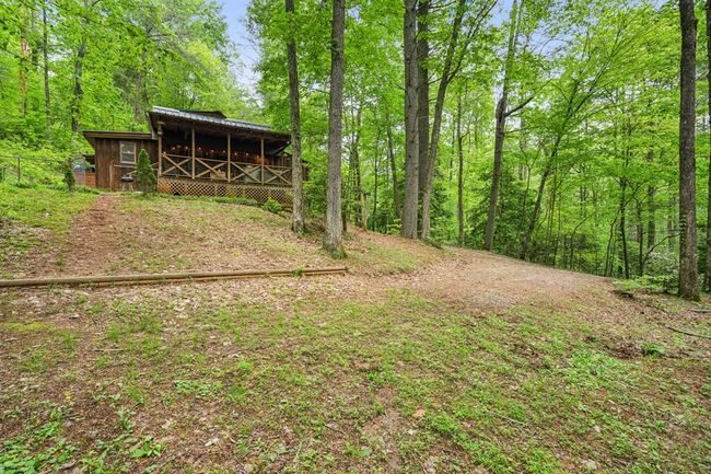 85 Clear Lake Ct, Home with 3 bedrooms, 2 bathrooms and null parking in Ellijay GA | Image 26