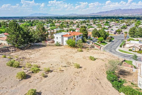 126 Cherry Hill Ln, Santa Teresa, NM, 88008-9412 | Card Image