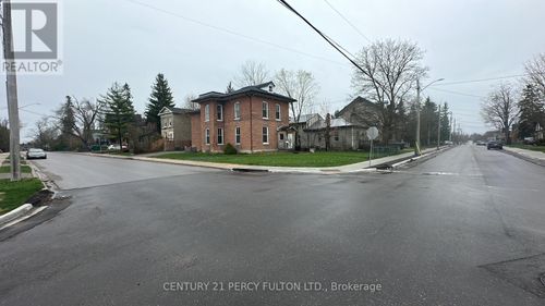 room-23 Glenelg Street W, Kawartha Lakes (Lindsay), ON, K9V2T9 | Card Image