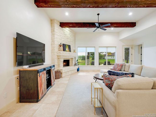 30007 Cibolo Path, House other with 3 bedrooms, 3 bathrooms and null parking in Fair Oaks Ranch TX | Image 5