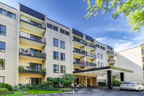 apt-105-221 N Kenilworth Ave, Oak Park, IL, 60302-2067 | Card Image