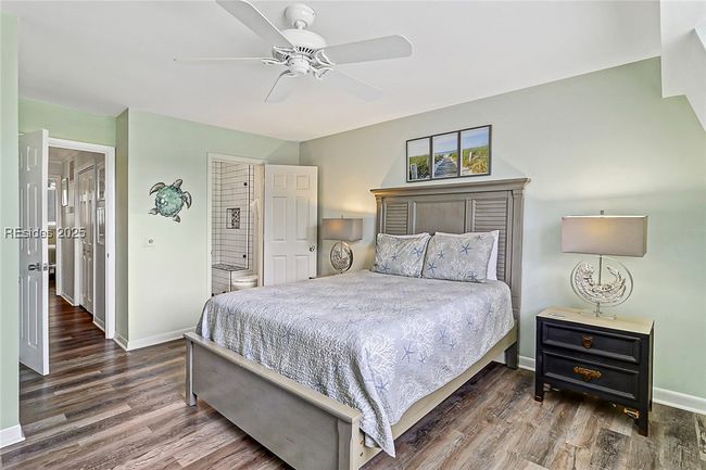 APT-54 - 26 S Forest Beach Dr, Condo with 2 bedrooms, 3 bathrooms and null parking in Hilton Head Island SC | Image 21