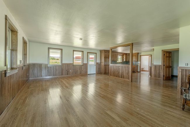 N5184 County Rd N, House other with 3 bedrooms, 3 bathrooms and null parking in MONROE WI | Image 4