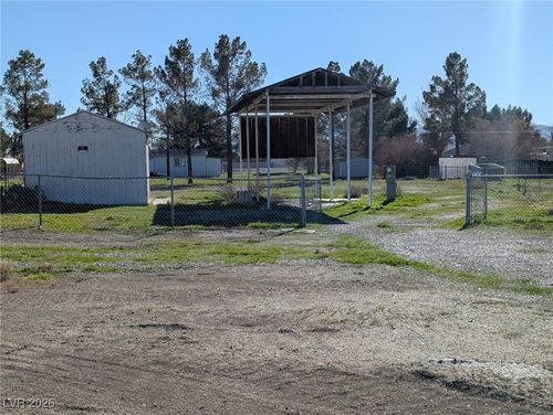 1711 W Horn Rd, Pahrump, NV, 89048-4577 | Card Image