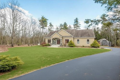 47 Oxbow Ln, Albany, NH, 03818-6056 | Card Image