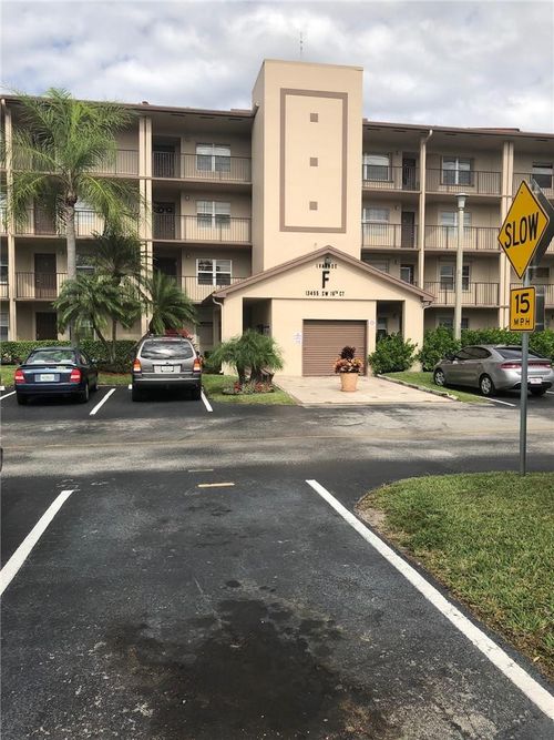 13455 Sw 16th Ct, Pembroke Pines, FL, 33027-1878 | Card Image