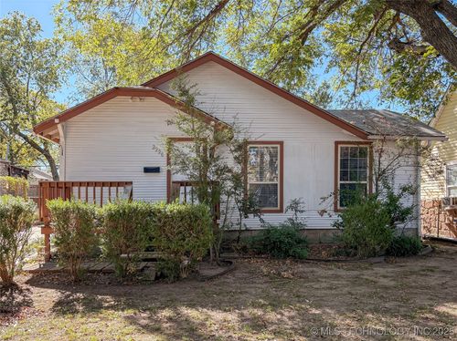 2220 W 40th St, Tulsa, OK, 74107-5508 | Card Image