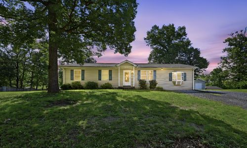 686 Rollason Dr, FRONT ROYAL, VA, 22630-9372 | Card Image