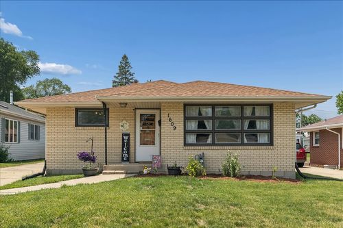 1609 Oakland Avenue, Crest Hill, IL, 60403 | Card Image