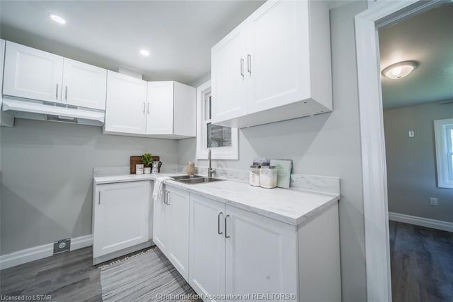 87 Regent St, House other with 4 bedrooms, 1 bathrooms and 3 parking in Blenheim ON | Image 9