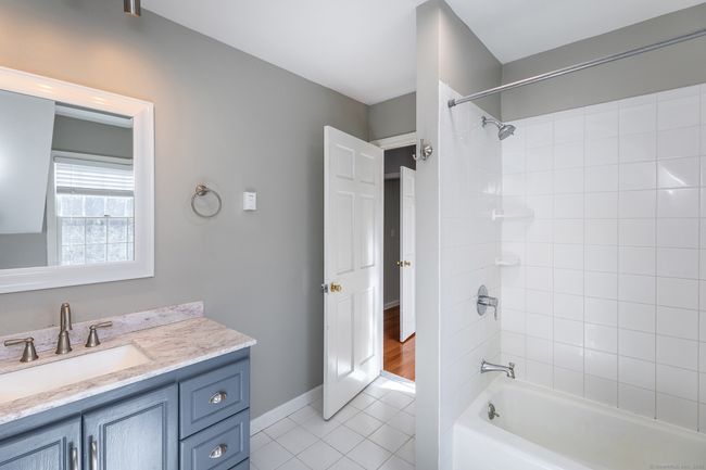 76 South Rd, House other with 3 bedrooms, 3 bathrooms and null parking in Kent CT | Image 24