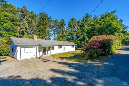 18949 Andrea Way, Fort Bragg, CA, 95437-8267 | Card Image