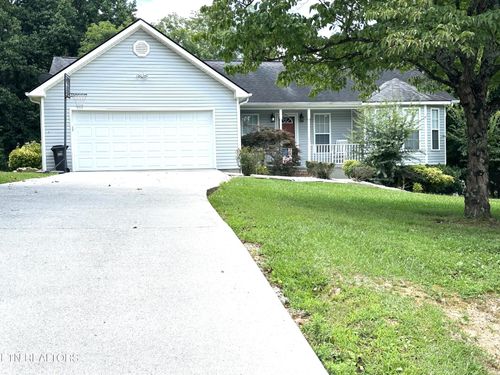 400 Oakhill Dr, Sweetwater, TN, 37874-5930 | Card Image