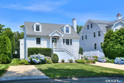537 Penfield Rd, Fairfield, CT, 06824-6751 | Card Image