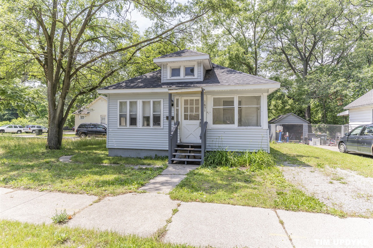 Dyson St, Muskegon, MI 49442