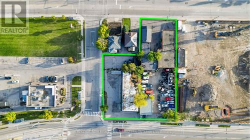 983 King St E, Kitchener, ON, N2G2N1 | Card Image