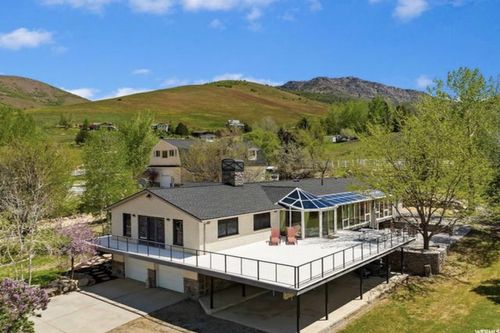 508 N 9000 E, Huntsville, UT, 84317-9651 | Card Image