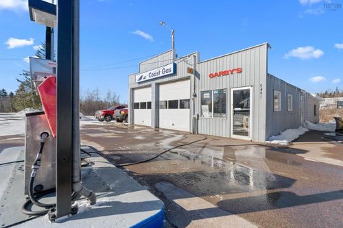 {{alt}} | Card Image