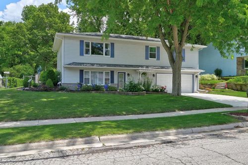 760 Scott Street, Oregon, WI, 53575 | Card Image