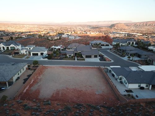 31 W Silver Feather Cir, Washington, UT, 84780 | Card Image