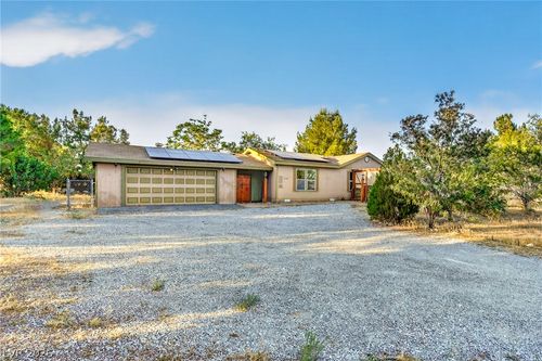 3160 E Navajo Blvd, Pahrump, NV, 89061-8576 | Card Image