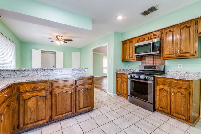 1308 Choctaw Dr, House other with 3 bedrooms, 2 bathrooms and null parking in Mesquite TX | Image 9