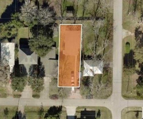 418 Texas St, Tomball, TX, 77375-4855 | Card Image
