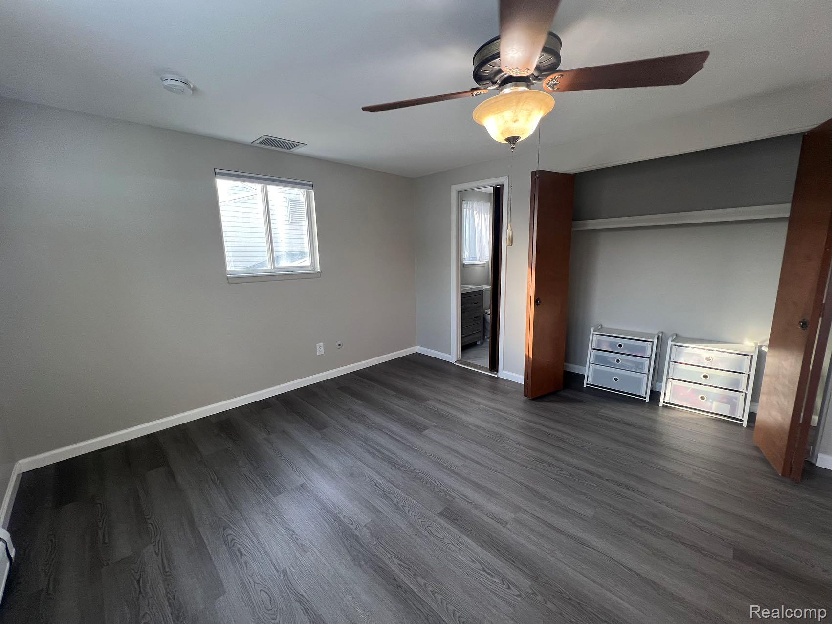 Residential Lease in Livonia