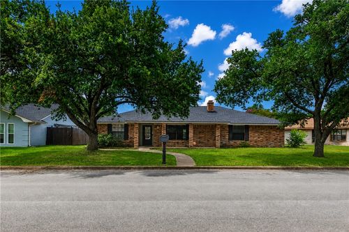 2312 Windsor Dr, Bryan, TX, 77802-4909 | Card Image