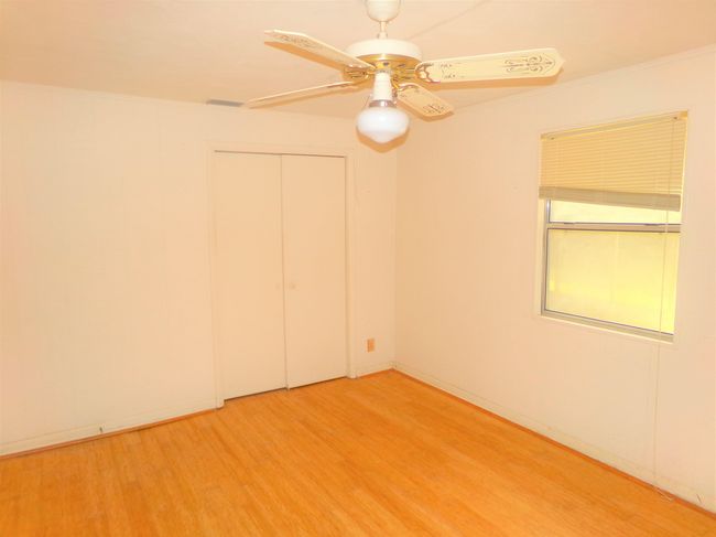 906 Ne 1 St St, House other with 3 bedrooms, 2 bathrooms and null parking in Havana FL | Image 11