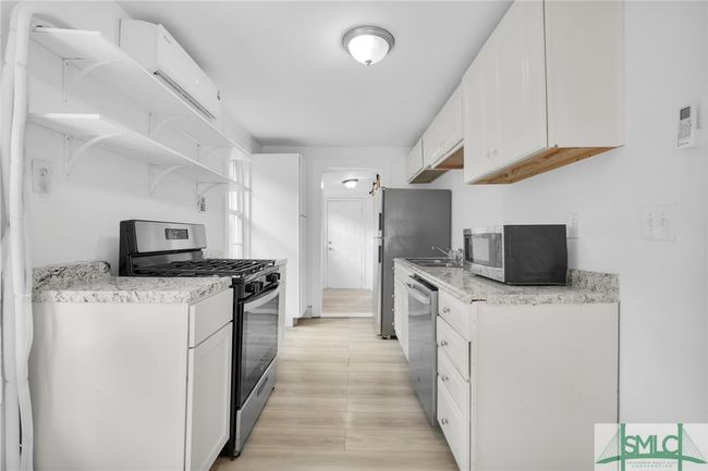 627 W 48 Th St, House other with 3 bedrooms, 1 bathrooms and null parking in Savannah GA | Image 16