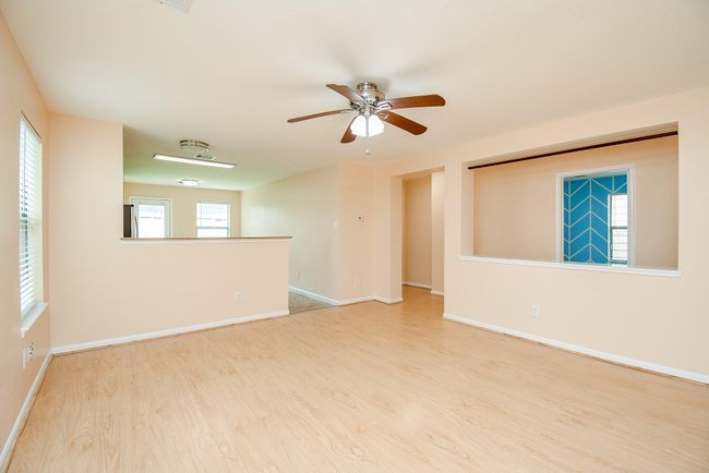 2631 Skyview Trace Ct, House other with 3 bedrooms, 2 bathrooms and 1 parking in Houston TX | Image 6