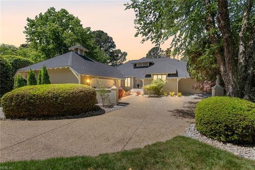 108 Broomfield Cir, Williamsburg, VA, 23185-8230 | Card Image