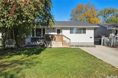 10 Milford Cres, Regina, SK, S4N1K7 | Card Image