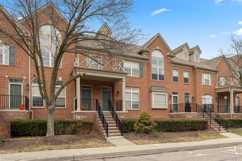39444 Springwater Dr, Northville, MI, 48168-3959 | Card Image