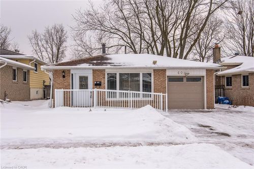60 Hahn Ave, Cambridge, ON, N3C2X9 | Card Image