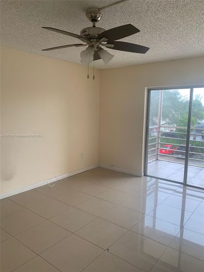 14-3F - 4354 Nw 9th Ave, Condo with 1 bedrooms, 1 bathrooms and null parking in Deerfield Beach FL | Image 2