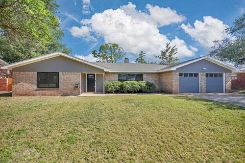 2817 Maxwell Dr, Midland, TX, 79705-4918 | Card Image