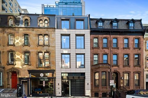 ph-2108 Walnut St, PHILADELPHIA, PA, 19103 | Card Image