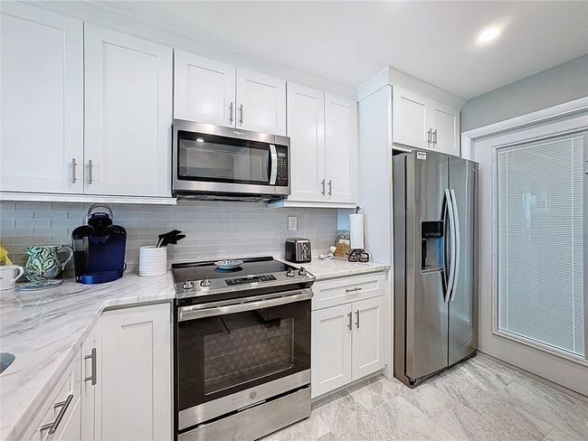 Kitchen | Image 8