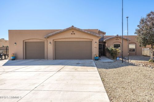 8354 Rancho Vista Loop, La Mesa, NM, 88044-9724 | Card Image