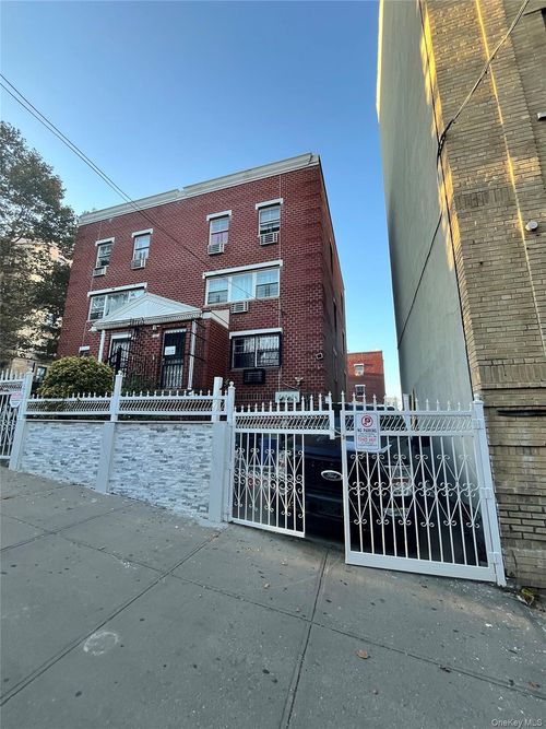 1321 Lafayette Ave, Bronx, NY, 10474-6009 | Card Image