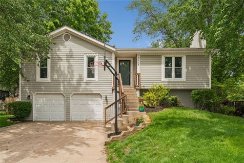 15114 W 123rd St, Olathe, KS, 66062-1069 | Card Image