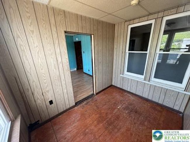 APT-2 - 51 W Catawissa St, Condo with 2 bedrooms, 1 bathrooms and null parking in Nesquehoning PA | Image 9