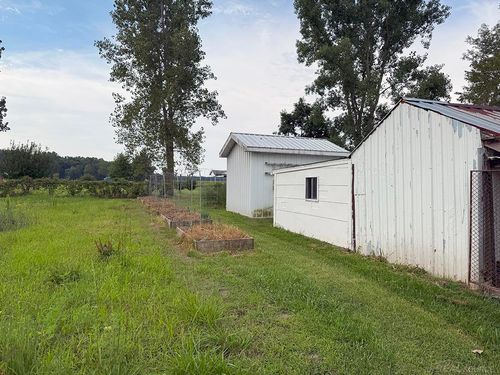 10765 Dorwood Rd, Burt, MI, 48417-2059 | Card Image