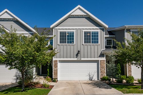 1739 E Holladay Hill Ln, Holladay, UT, 84124-4313 | Card Image