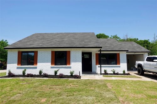 5917 Maiden Ln, Fort Worth, TX, 76131-1307 | Card Image